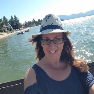 Meet your Posher, Robin